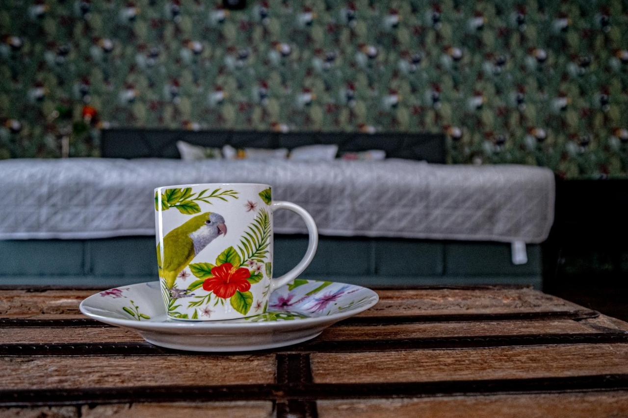 Knize Ferdinand Apartments Микулов Екстериор снимка