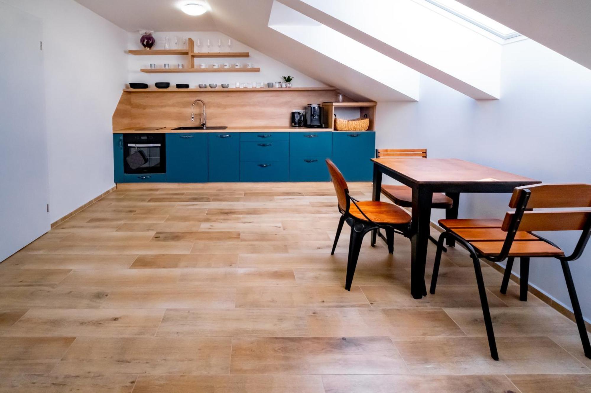 Knize Ferdinand Apartments Микулов Екстериор снимка