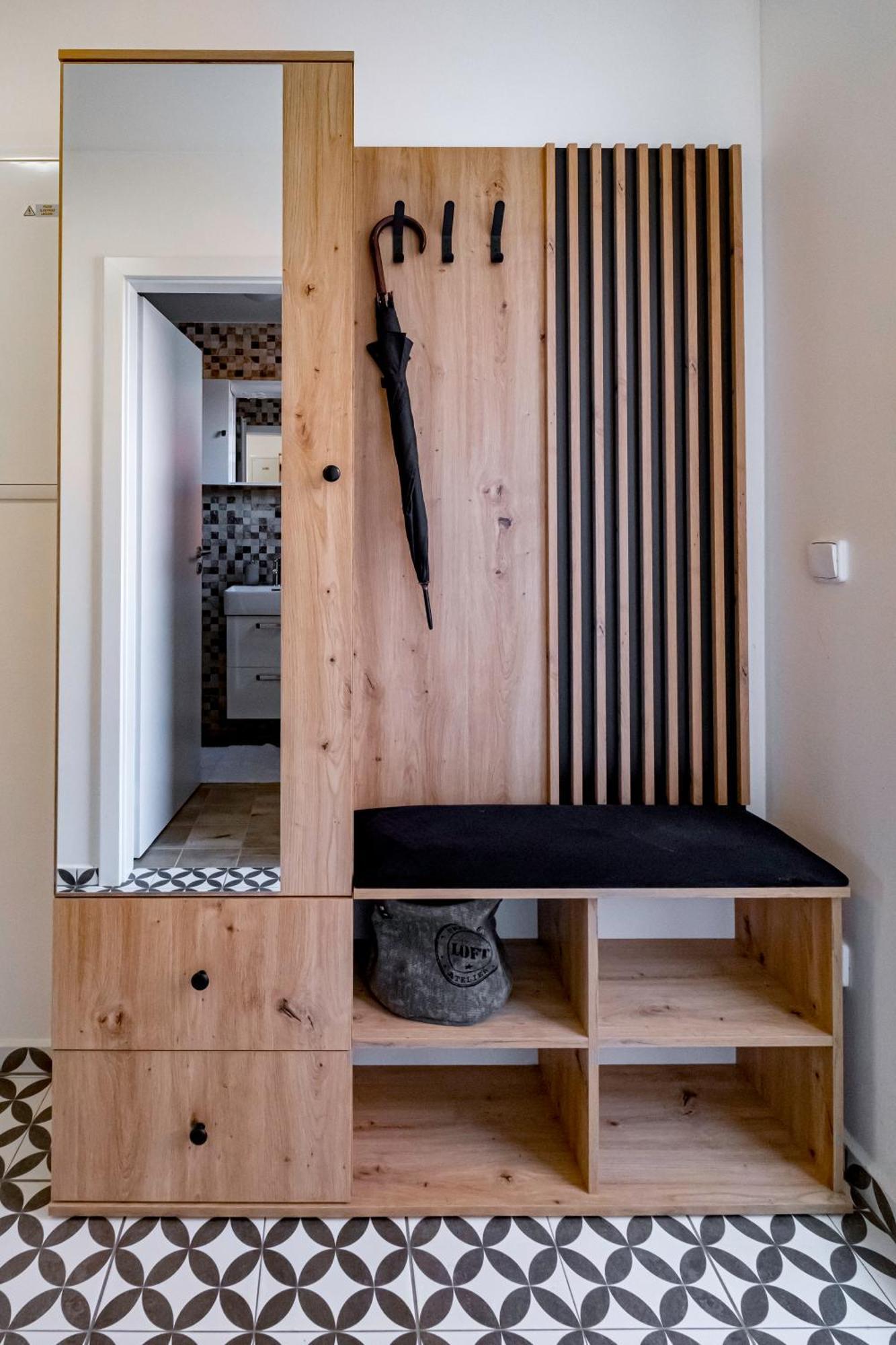 Knize Ferdinand Apartments Микулов Екстериор снимка