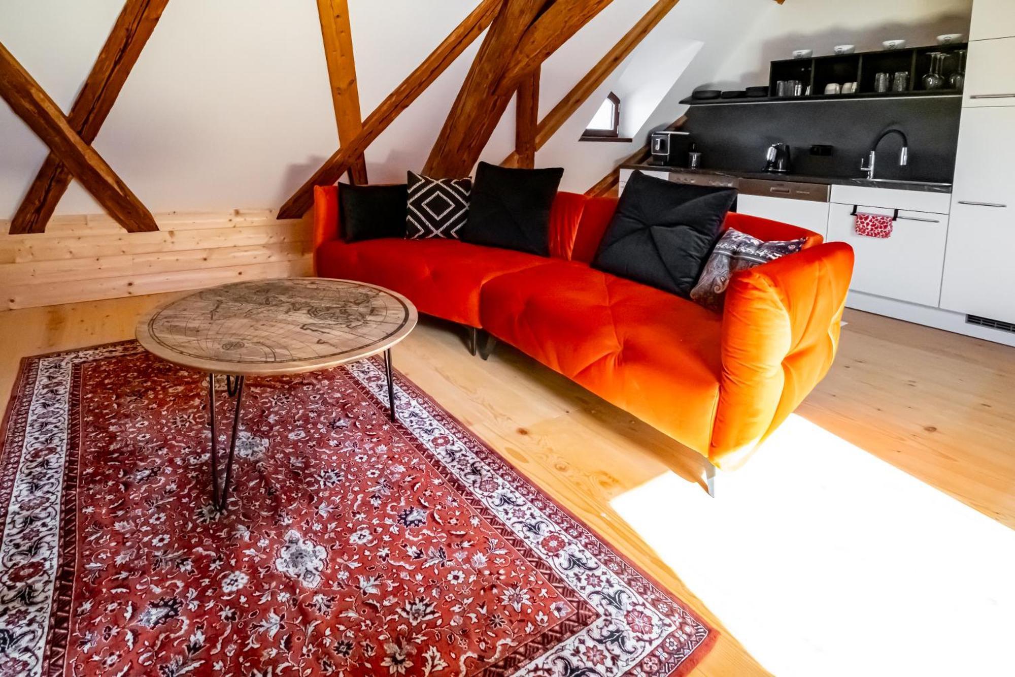 Knize Ferdinand Apartments Микулов Екстериор снимка